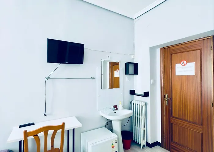 Hostal Conde De Alba